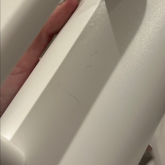 Stanley White Travel Mug 30 oz - Picture 5 of 5